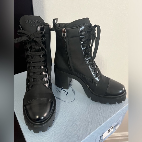 Prada
Nylon Lace-Up Combat Boots 38 NIB - Picture 4 of 12